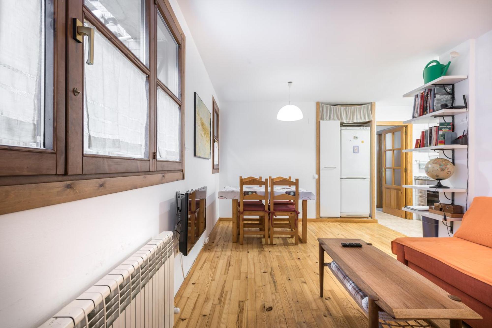 Apartamento La Benasquita بيناسكي المظهر الخارجي الصورة